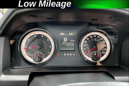 Granite Crystal Metallic Clearcoat 2018 RAM 1500 Tradesman