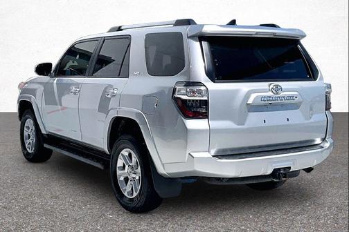 Classic Silver Metallic 2019 Toyota 4Runner SR5 Premium
