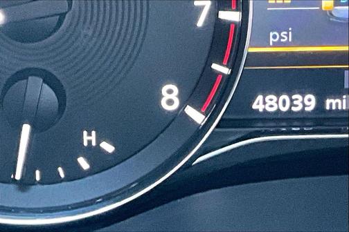 2023 INFINITI QX80 Luxe