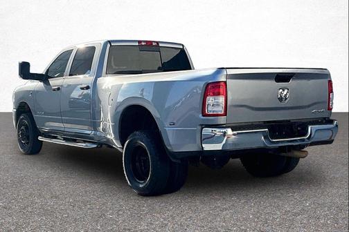 2020 RAM 3500 Tradesman Crew Cab 4x4 8' Box