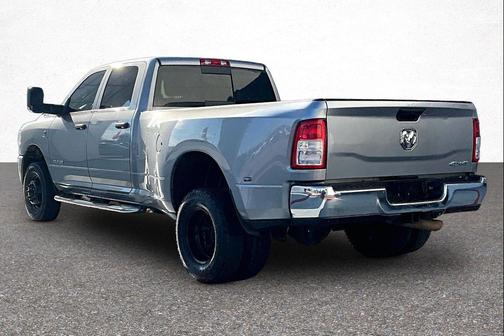 2020 RAM 3500 Tradesman Crew Cab 4x4 8' Box