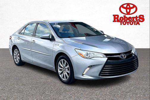 2017 Toyota Camry Hybrid XLE