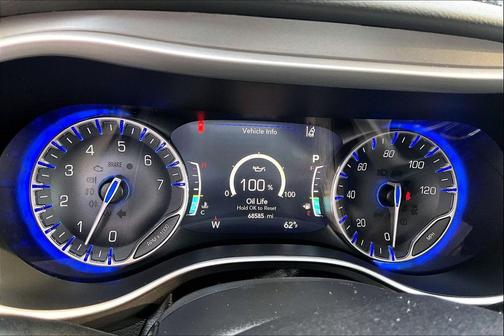 2020 Chrysler Pacifica Touring-L Plus