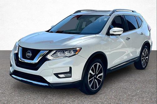 Pearl White Tricoat 2019 Nissan Rogue SL