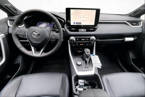 2025 Toyota RAV4 Hybrid SE