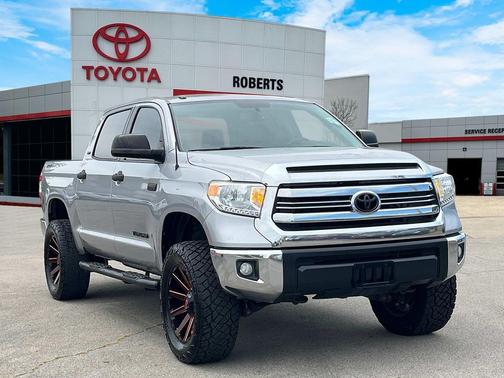 2017 Toyota Tundra SR5