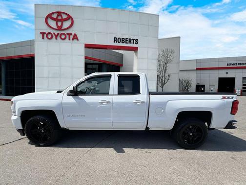 2017 Chevrolet Silverado 1500 2LT