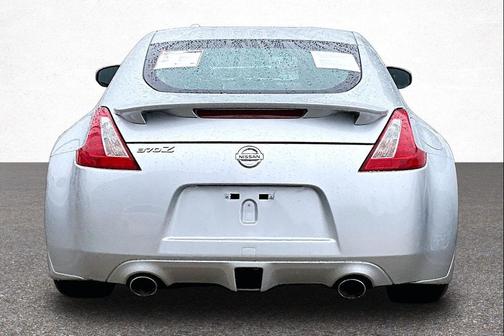 Brilliant Silver Metallic 2009 Nissan 370Z Base