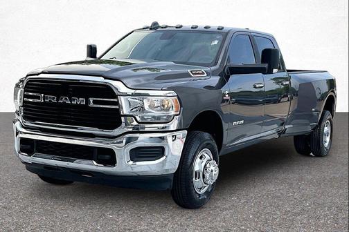 Granite Crystal Metallic Clearcoat 2019 RAM 3500 Big Horn Crew Cab 4x4 8' Box