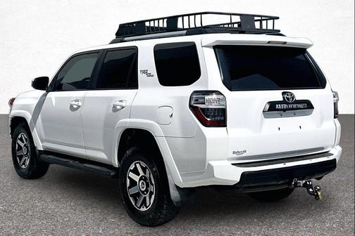 Super White 2018 Toyota 4Runner TRD Off Road