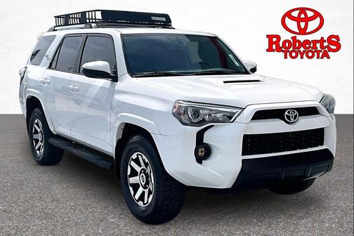 Super White 2018 Toyota 4Runner TRD Off Road