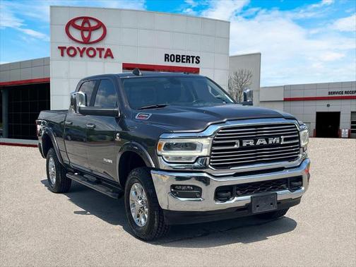 2022 RAM 2500 Laramie Crew Cab 4x4 6'4' Box