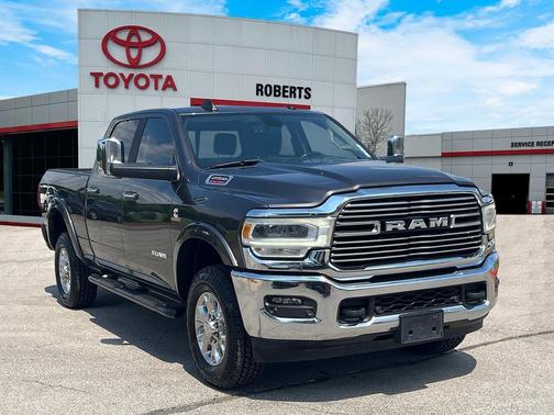 2022 RAM 2500 Laramie Crew Cab 4x4 6'4' Box