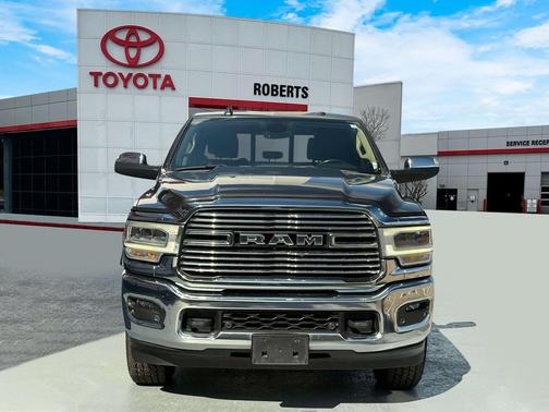 2022 RAM 2500 Laramie Crew Cab 4x4 6'4' Box