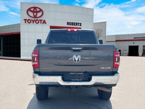 2022 RAM 2500 Laramie Crew Cab 4x4 6'4' Box