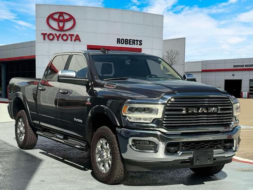 2022 RAM 2500 Laramie Crew Cab 4x4 6'4' Box