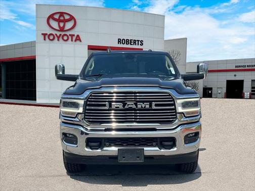 2022 RAM 2500 Laramie Crew Cab 4x4 6'4' Box