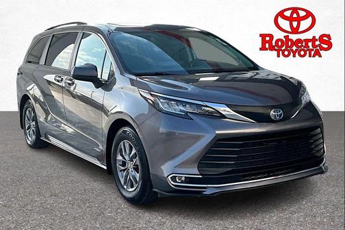 2021 Toyota Sienna XLE 7 Passenger