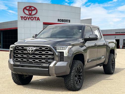 2023 Toyota Tundra Platinum