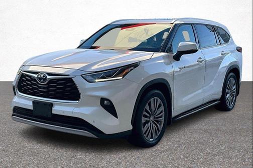 2021 Toyota Highlander Hybrid Platinum