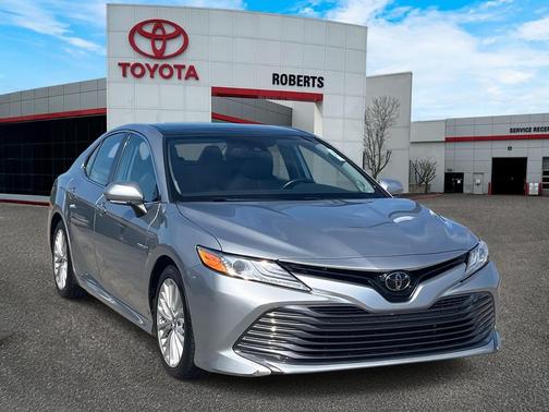 2019 Toyota Camry XLE