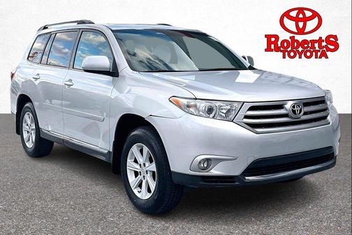 2012 Toyota Highlander SE