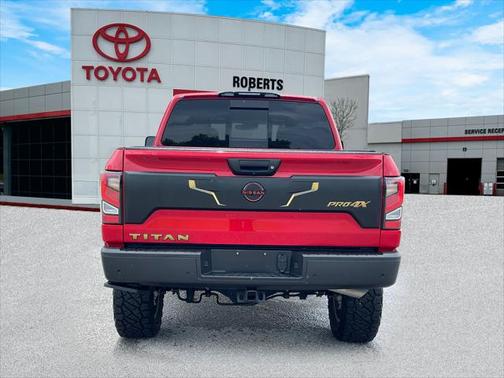 2023 Nissan Titan PRO-4X