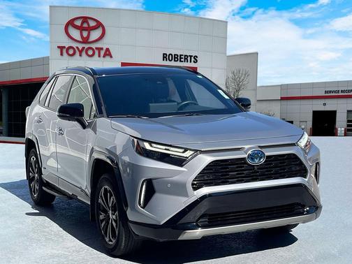 2024 Toyota RAV4 Hybrid SE