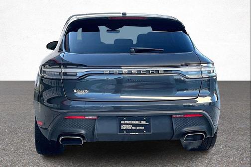 2023 Porsche Macan Base