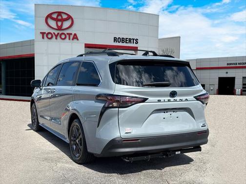 2024 Toyota Sienna Woodland Edition