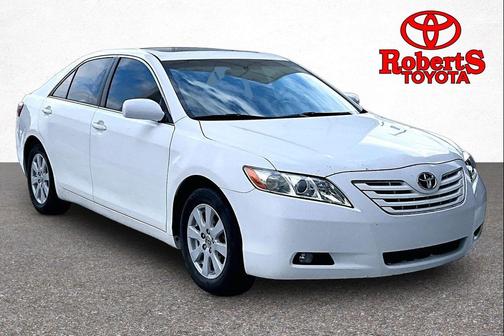 Super White 2008 Toyota Camry XLE
