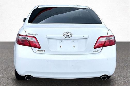 Super White 2008 Toyota Camry XLE