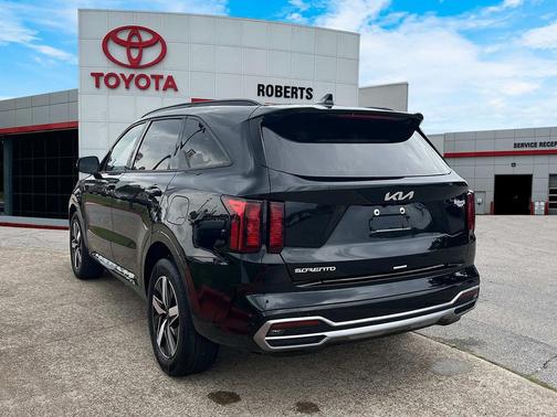 2023 Kia Sorento S