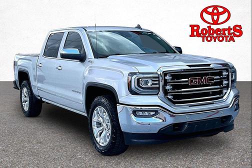 Quicksilver Metallic 2017 GMC Sierra 1500 SLT