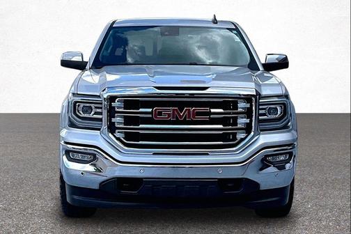 Quicksilver Metallic 2017 GMC Sierra 1500 SLT