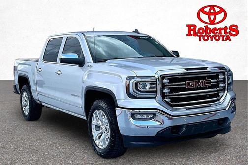 Quicksilver Metallic 2017 GMC Sierra 1500 SLT