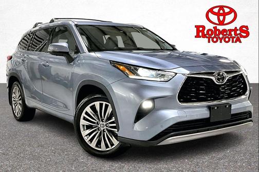 2023 Toyota Highlander Platinum