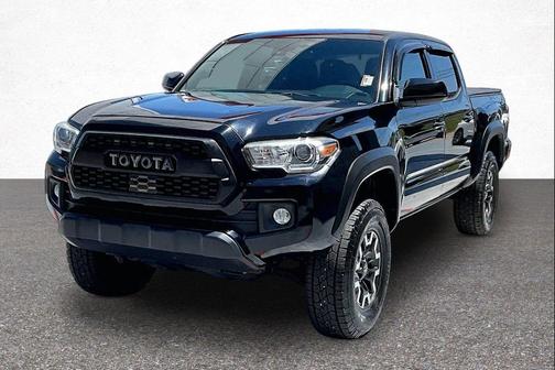 Midnight Black Metallic 2019 Toyota Tacoma TRD Off Road