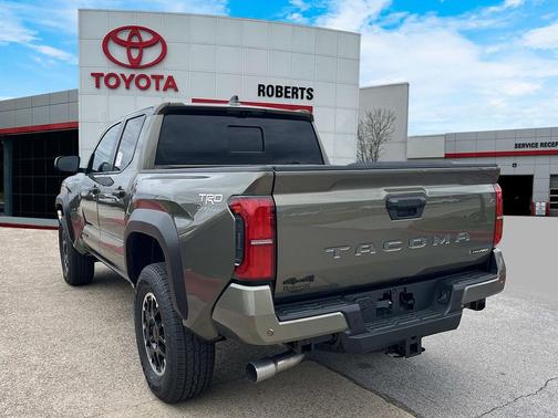 2025 Toyota Tacoma TRD Off Road