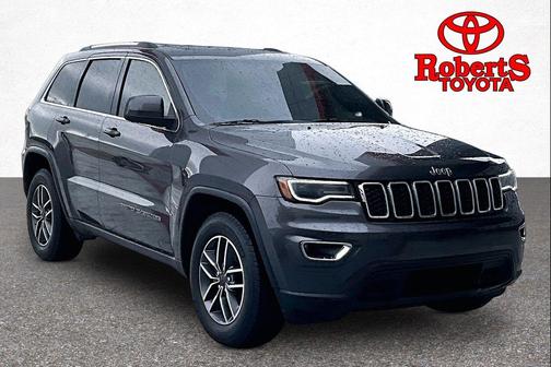 Granite Crystal Metallic Clearcoat 2020 Jeep Grand Cherokee Laredo