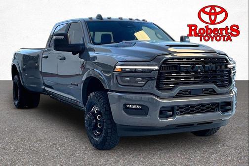 2026 RAM 3500 Limited Crew Cab 4x4 8' Box