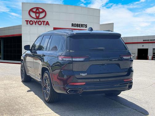 2023 Jeep Grand Cherokee L Summit