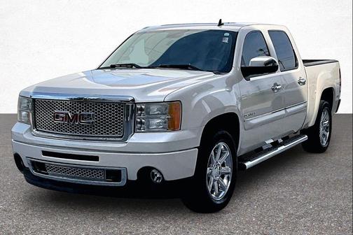 White Diamond Clearcoat 2013 GMC Sierra 1500 Denali