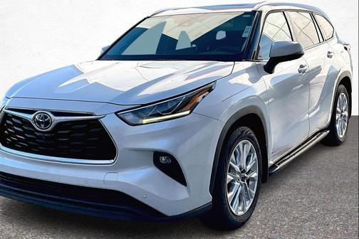 2022 Toyota Highlander Hybrid Limited