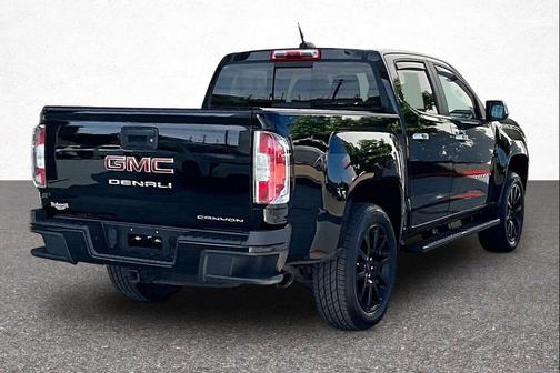 Onyx Black 2022 GMC Canyon Denali