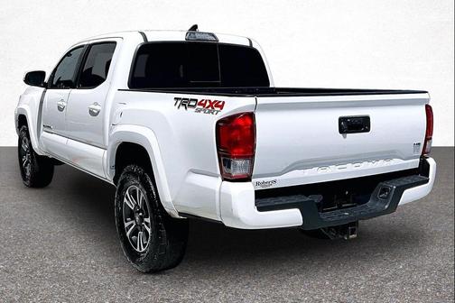 Super White 2017 Toyota Tacoma TRD Sport