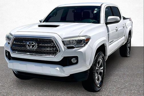 Super White 2017 Toyota Tacoma TRD Sport