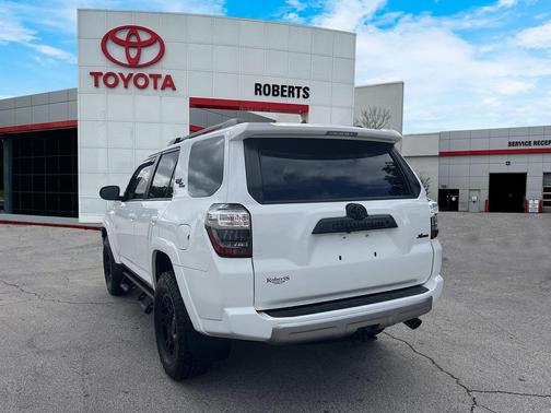 2021 Toyota 4Runner TRD Off Road