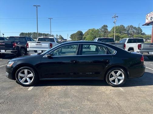 2012 Volkswagen Passat 2.5 SE