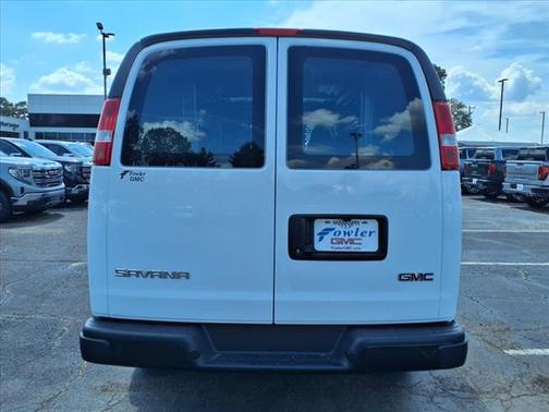 2025 GMC Savana 2500 Work Van